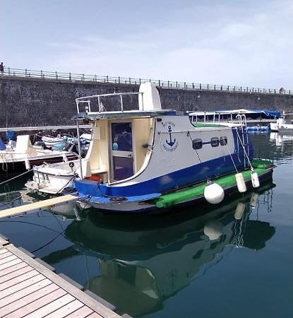 House Boat Hotel Torre del Greco Exterior foto